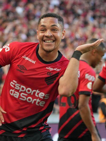 罗克转会巴萨谈妥 总金额7400万欧元 明年1月加盟